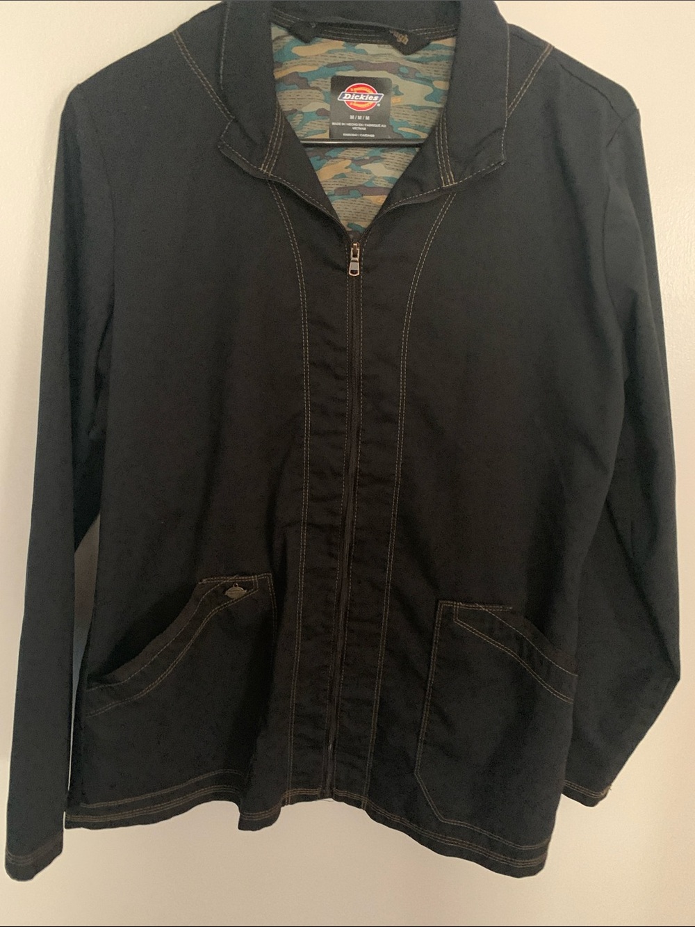 Dickies Black Zip-Front Utility Scrub Jacket with Contrast Stitching